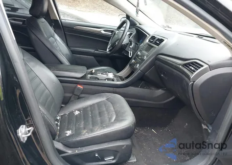 2017 Ford Fusion Se z USA, uszkodzony, nr VIN 3FA6P0T96HR245550